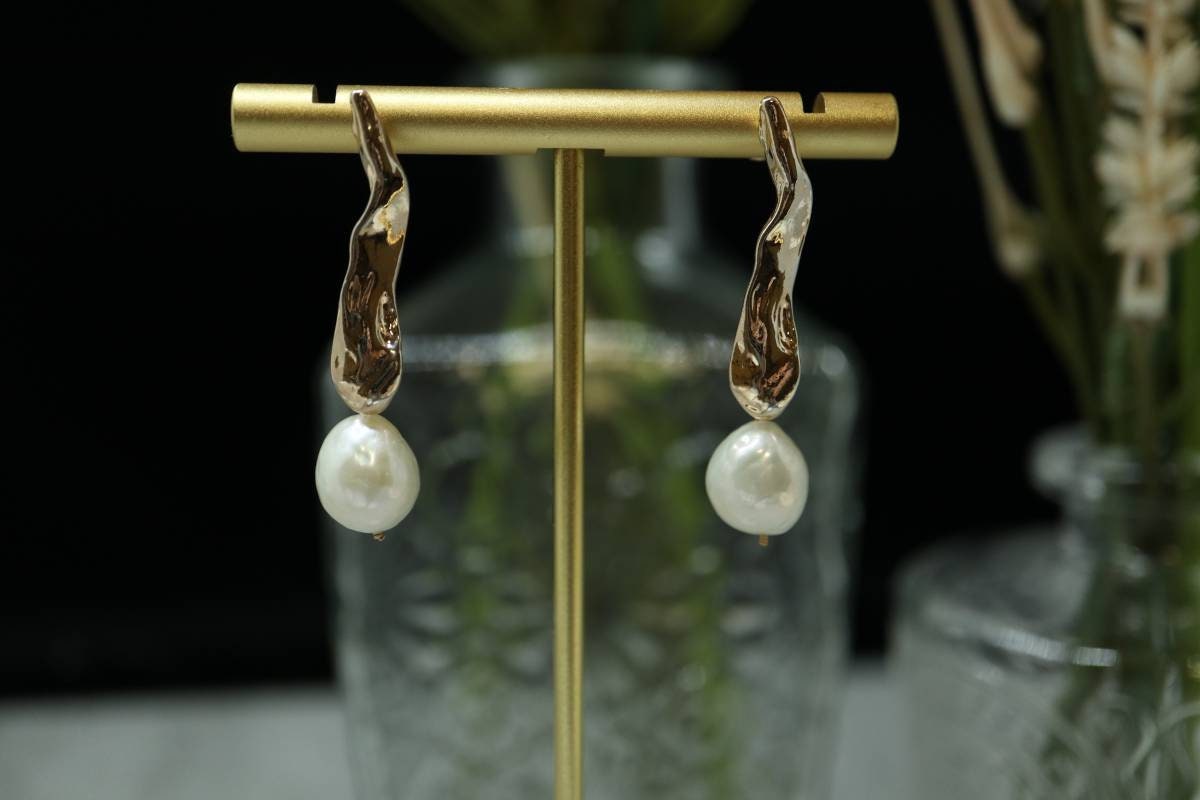 14K Gold Earrings, Dangling Earrings, Pearl Earrings, Bridal Jewelry, Birthday Gift, Handmade Earrings, Hypoallergenic Earrings
