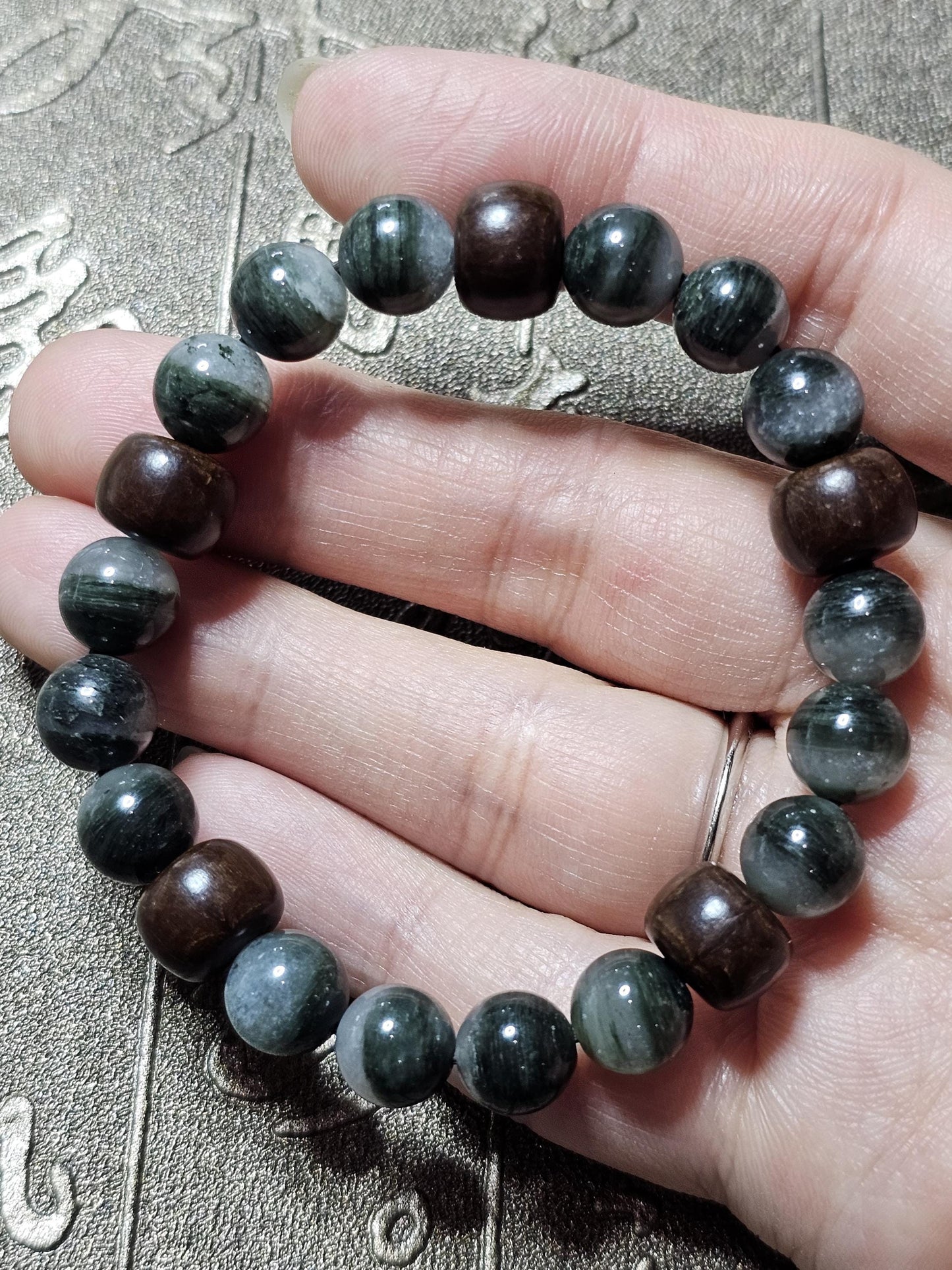 Green Phantom Bracelect, Wood Bracelet, Green Phantom Crystal, Abelia Wood, Work Energy,Regeneration