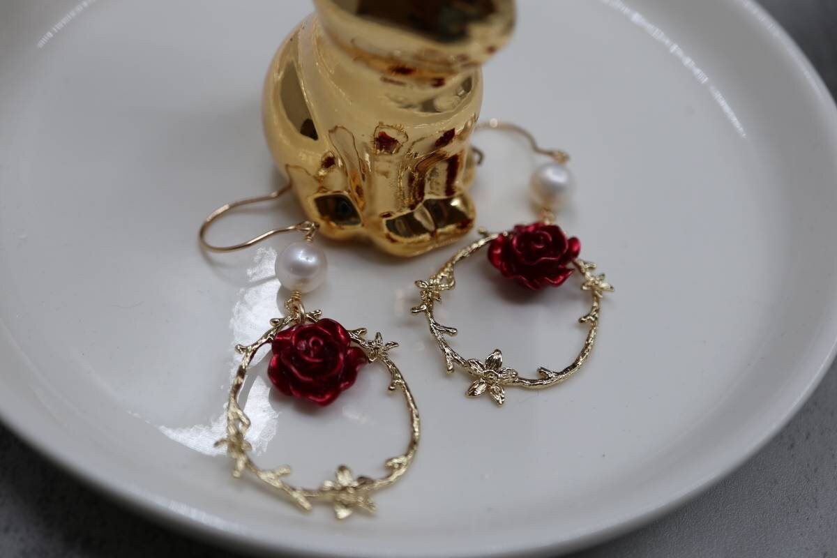 Vintage Earrings, Pearl Earrings, 14k Gold Earrings, Rose Earrings