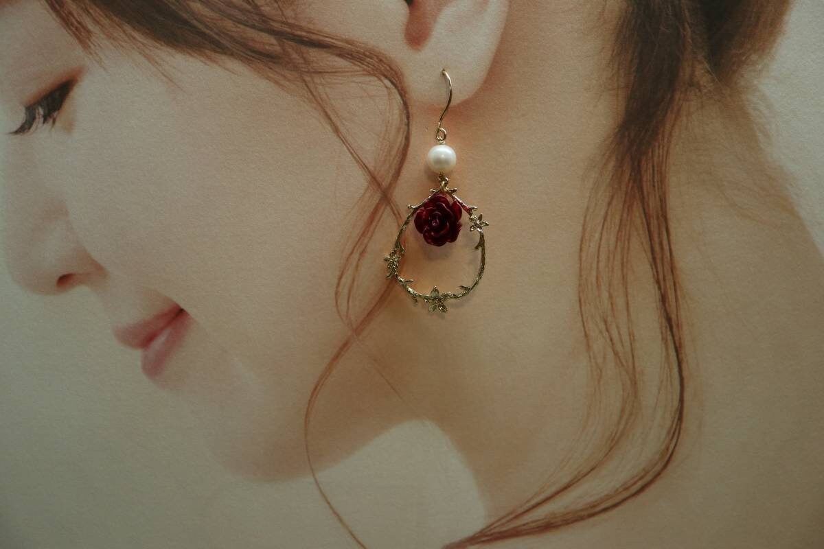 Vintage Earrings, Pearl Earrings, 14k Gold Earrings, Rose Earrings