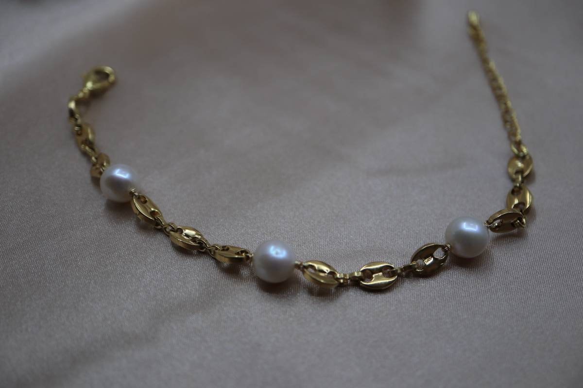 Chic Freshwater Pearl Bracelet, 18k Gold Bracelet, Pearl Bracelet, Bridal Jewelry, Bridal Dress Accessories