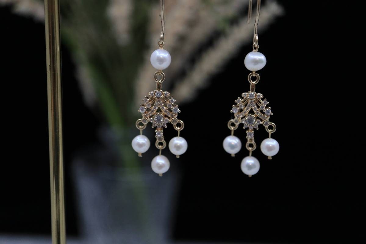 Vintage Earrings, Pearl Earrings, Chandelier Earrings, 14K Gold Earrings