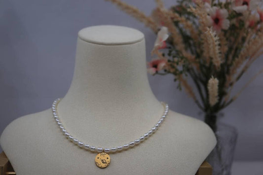 White Pearl Necklace, 18k Gold Planet pendant, Fashion Pearl Necklace
