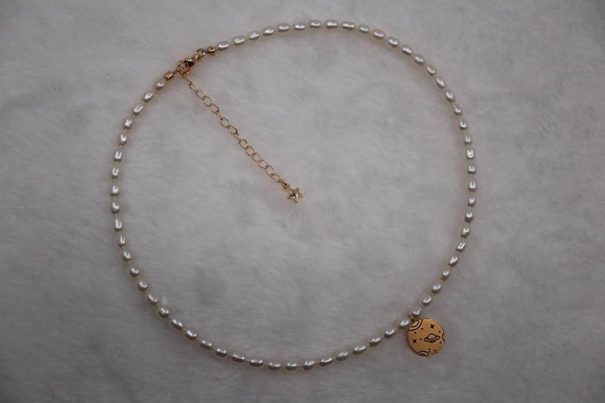 White Pearl Necklace, 18k Gold Planet pendant, Fashion Pearl Necklace
