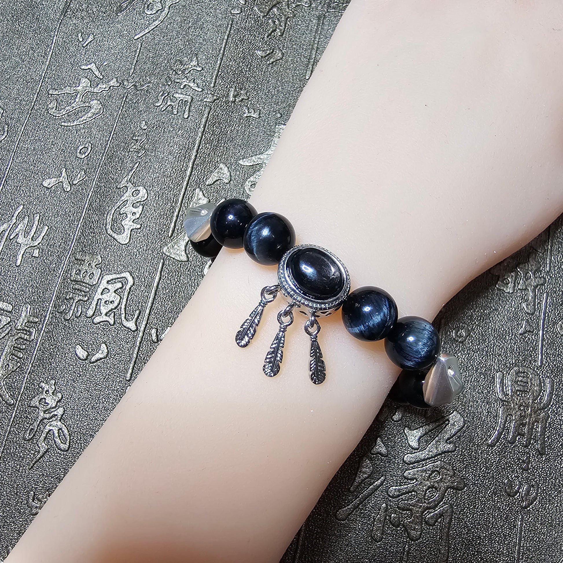 Natural Blue Tiger Eye Bracelect, Hypersthene Crystal Bracelet, Protection and Grounding, Wealth and Inner Strength