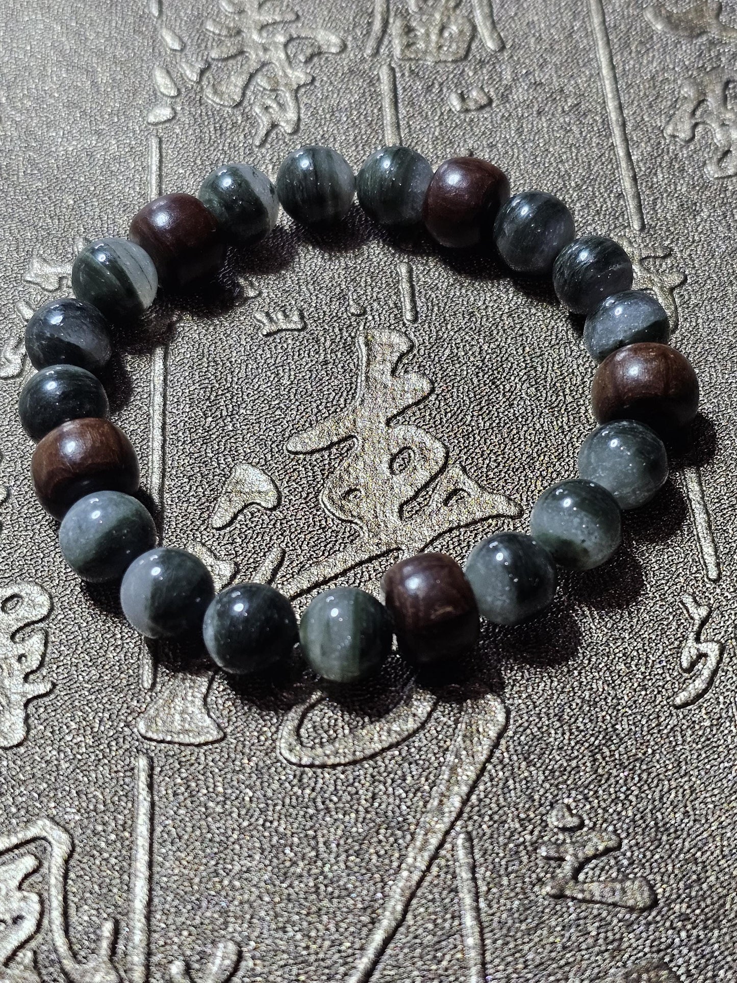 Green Phantom Bracelect, Wood Bracelet, Green Phantom Crystal, Abelia Wood, Work Energy,Regeneration