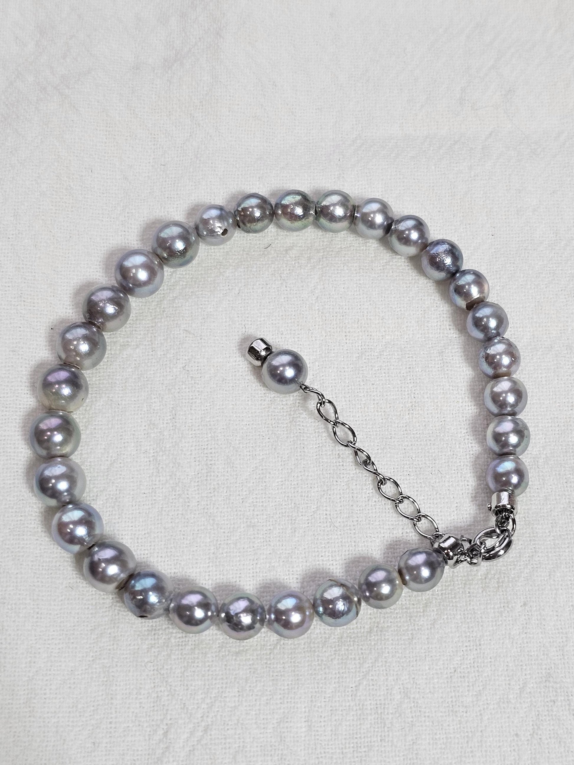 Natural Seawater Akoya Pearl with Grey Color, Small Saltwatee Akoya Pearl Bracelet