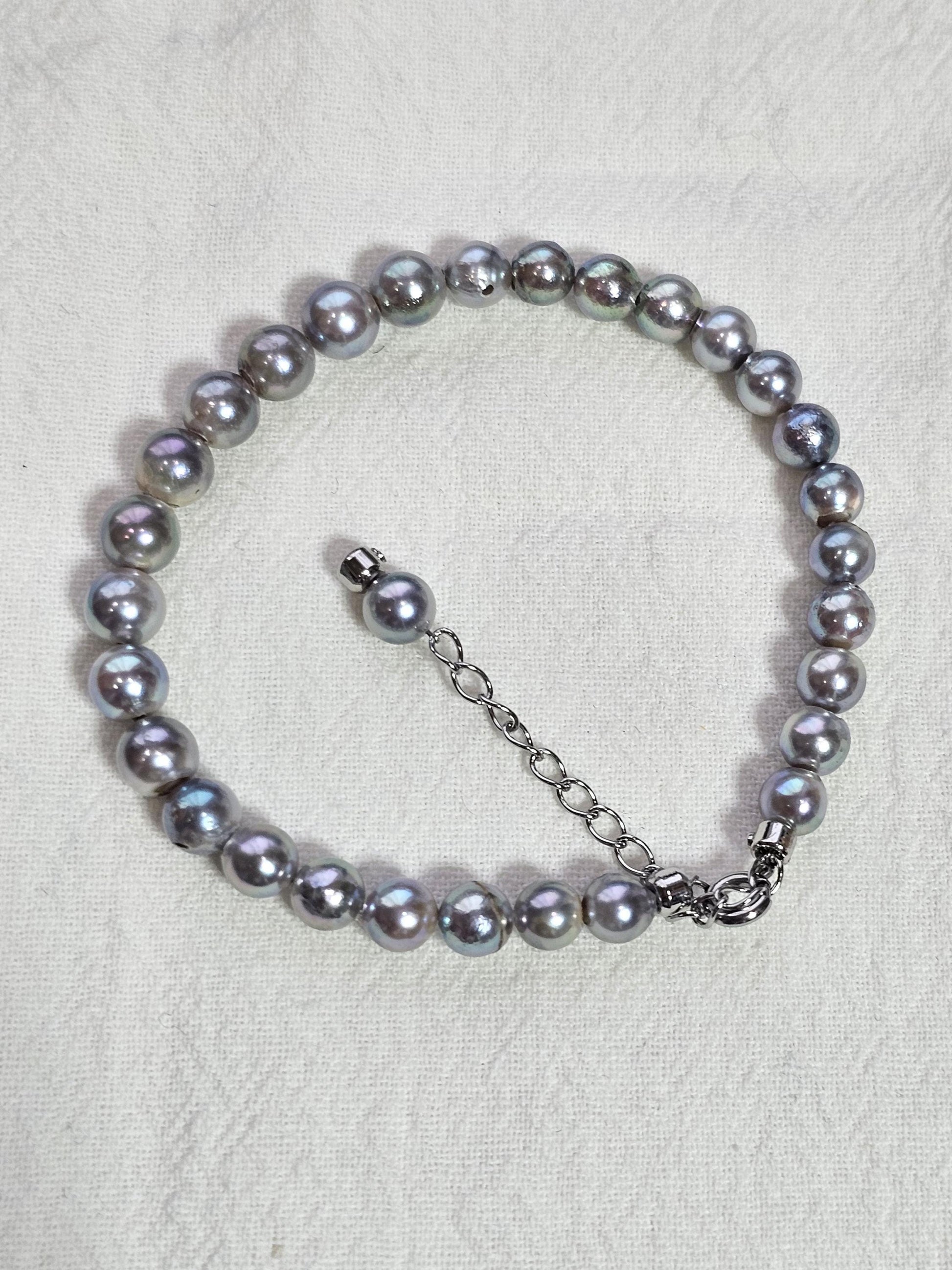 Natural Seawater Akoya Pearl with Grey Color, Small Saltwatee Akoya Pearl Bracelet